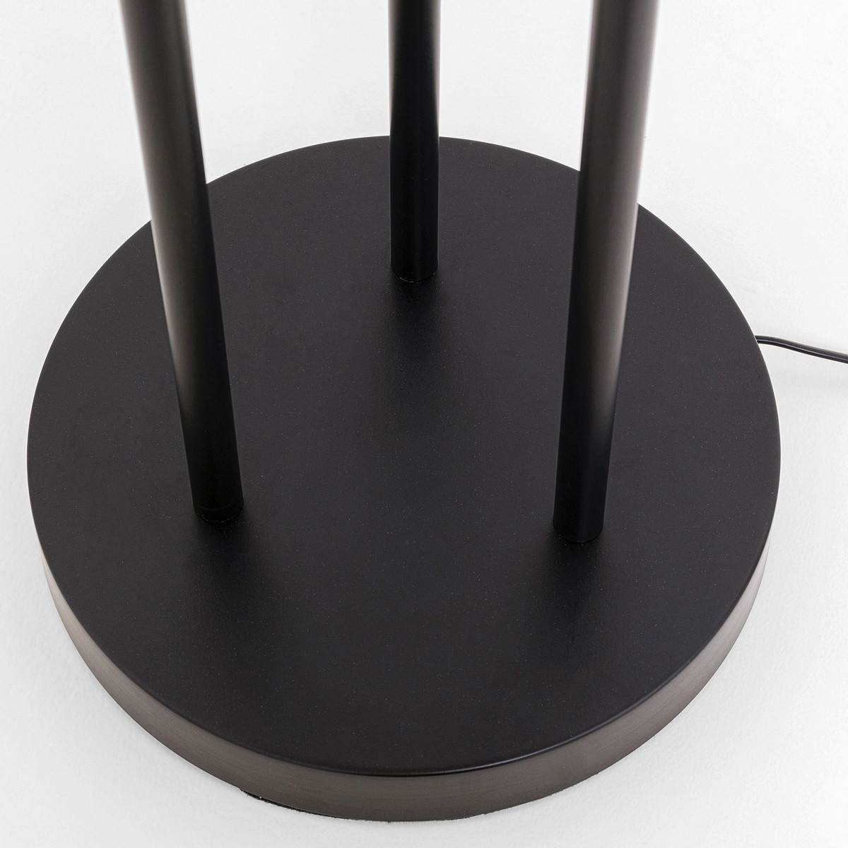 home24 Staande lamp Al Capone zwart met marmeren poot en gekleurde glazen kap B/D/H: 30 x 30 x 175 cm