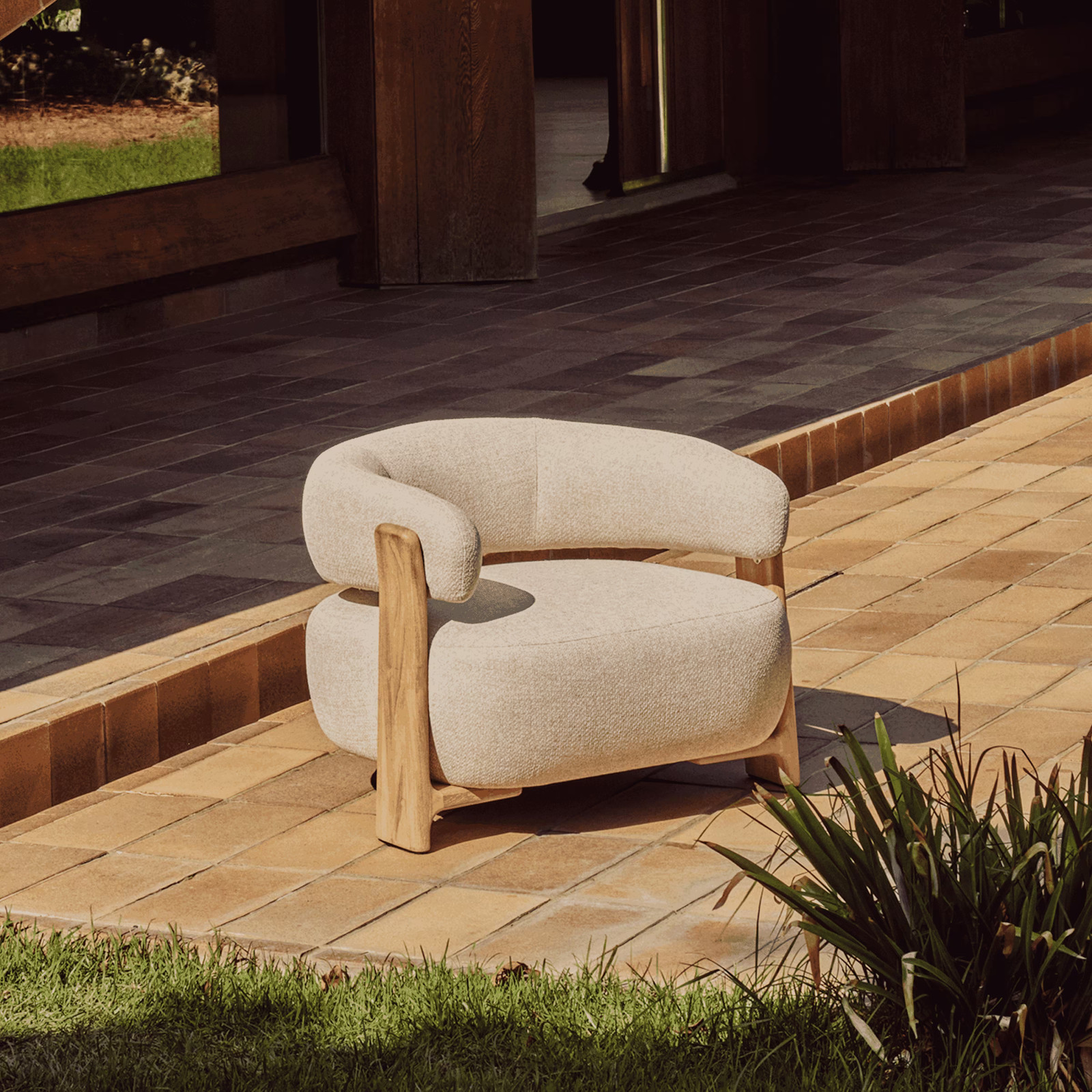Kave Home Outdoor Fauteuil Granite Chenille en teakhout - Beige