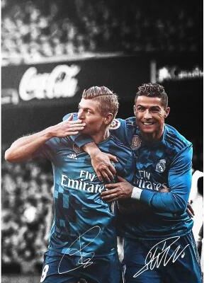 Uplift Treasures Modern Soccer Player Canvas Wall Art Poster 7 50x70cm Unframed