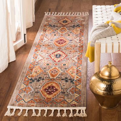 SAFAVIEH Farmhouse Tyra Boho Tribal Polyester Rug