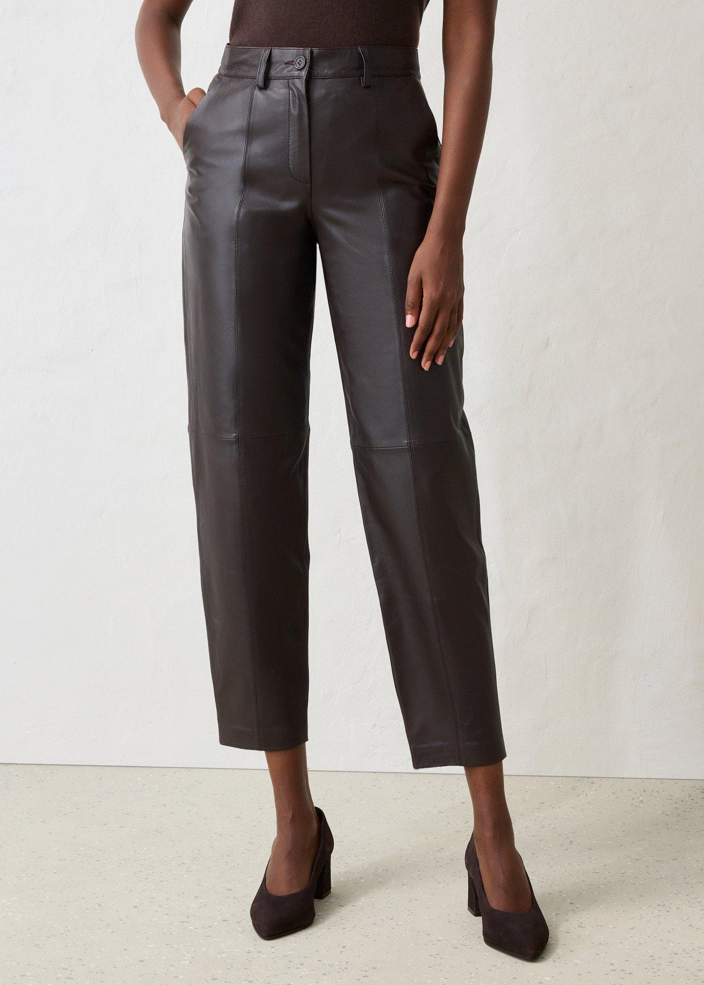 bonprix Lederhose aus Lammnappa, braun, Gr.50, Moderner , bequemer Karottenschnitt, Lederhose aus Lammnappa, aus Nappaleder