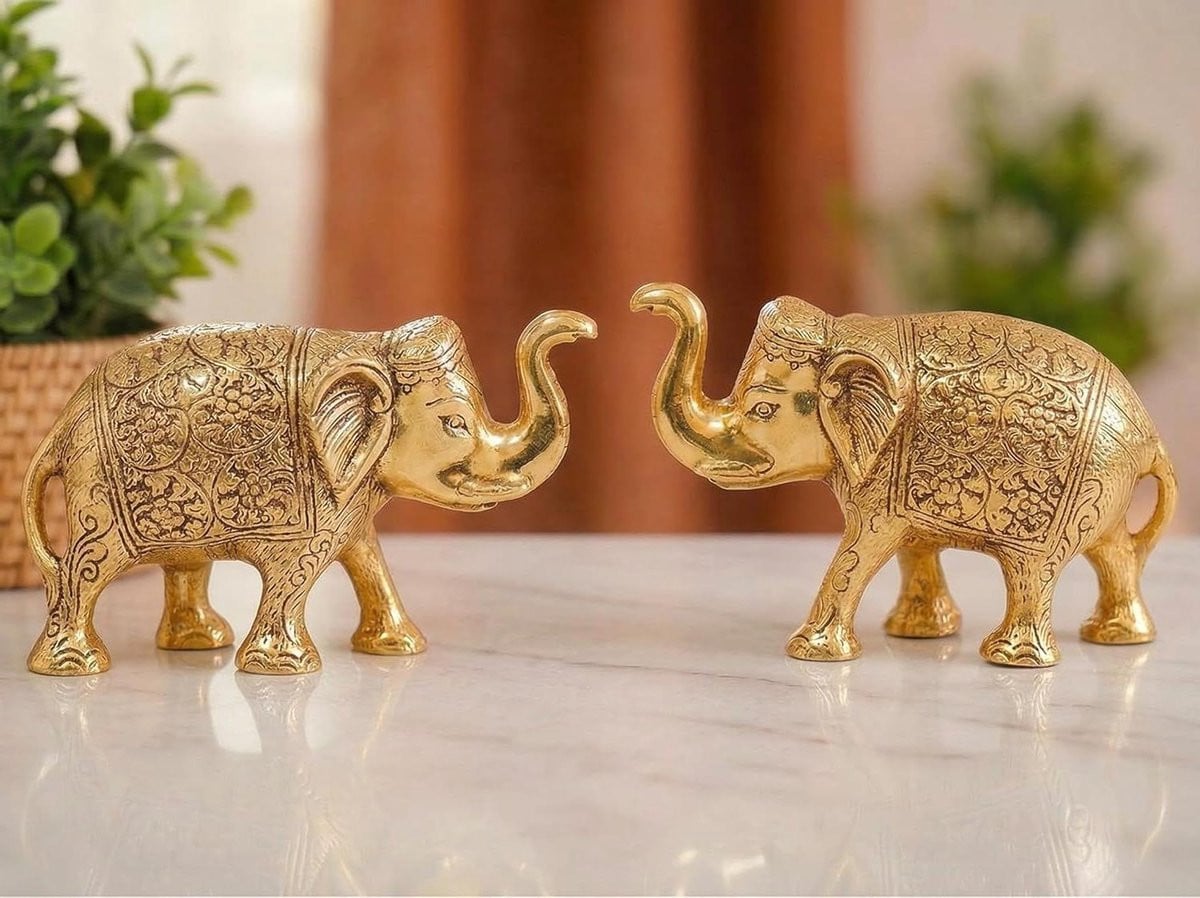 Goud Metalen Olifant Beeldje voor op de Tafel