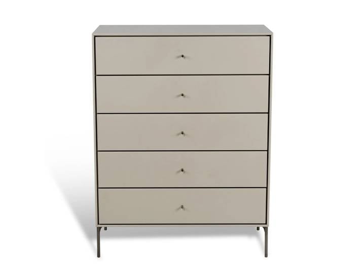 Mavis Volt Kommode 5 Schubladen beige Details aus rostfreiem Stahl