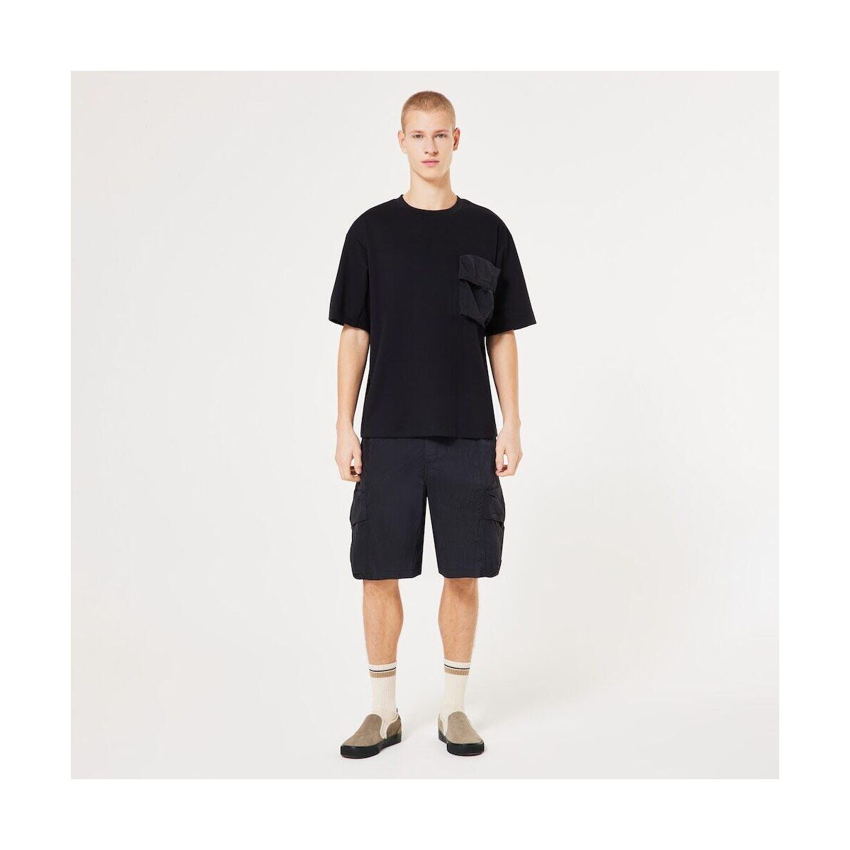 Oakley Reserve Pocket Tee blackout (02E) L FOA406834-02E-L