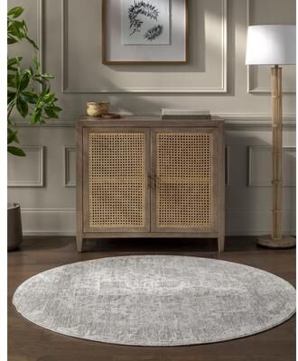 Livabliss Ivonne Casual Area Rug
