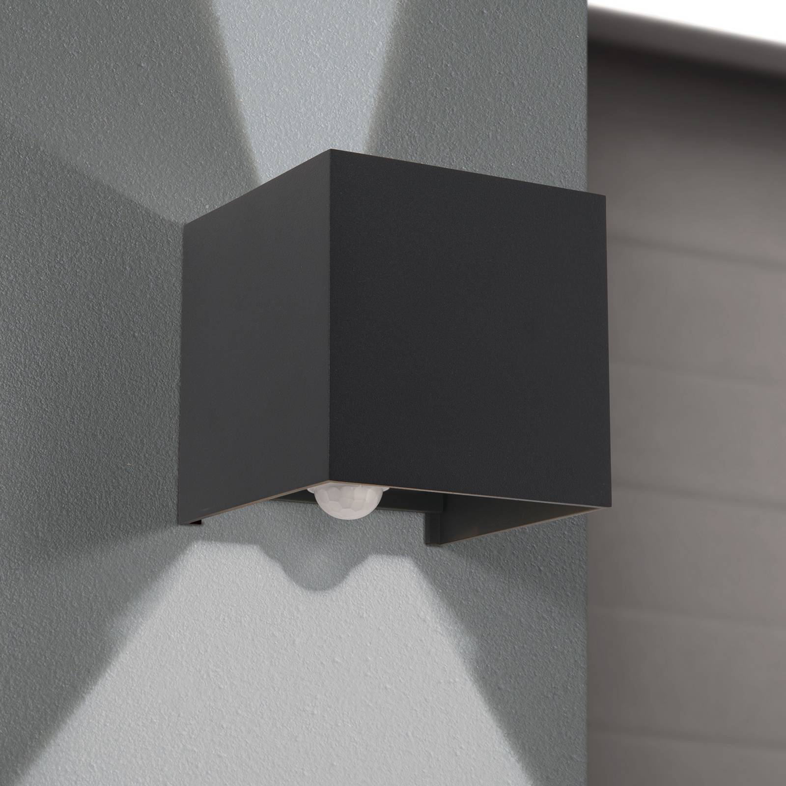 Orion Aussenwandleuchte mit Bewegungsmelder Cube-S, alu / grau / zink, Aluminium, Modern