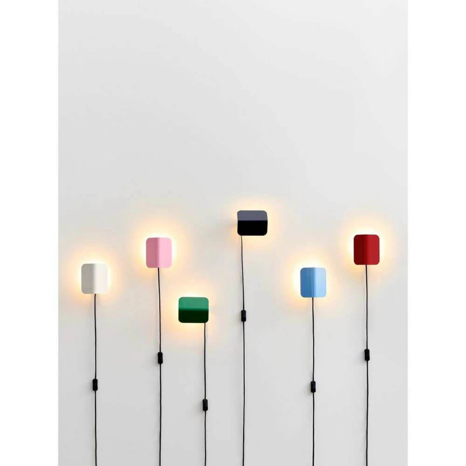 Hay Apex Wandlamp - Pastelblauw - Metaal