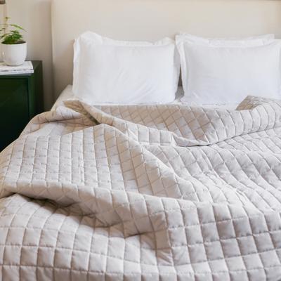 Jennifer Adams Lux Ultra-Soft Lightweight California Square Quilt