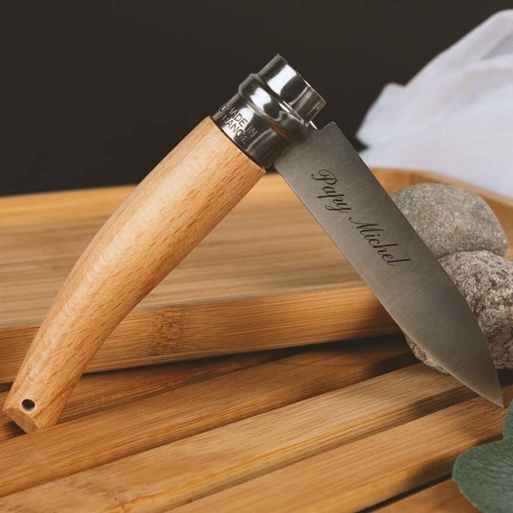 Ocadeau Couteau jardin Opinel gravé