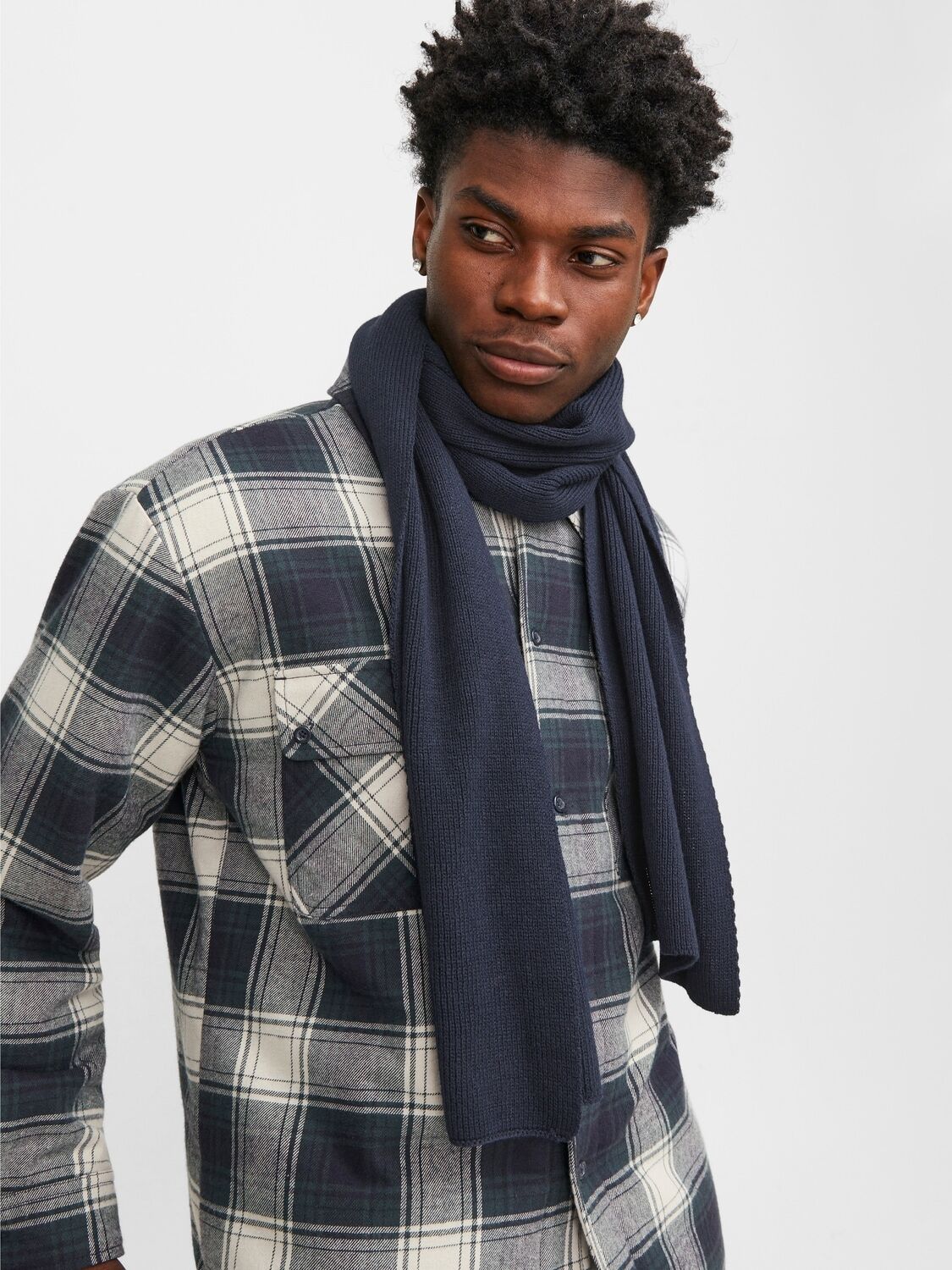 Strickschal JACK & JONES "JACDNA KNIT SCARF NOOS", Herren, blau (navy blazer), Strick, Kunstfaser, unifarben, Modetücher, Kunstfaser, aus Strickmaterial