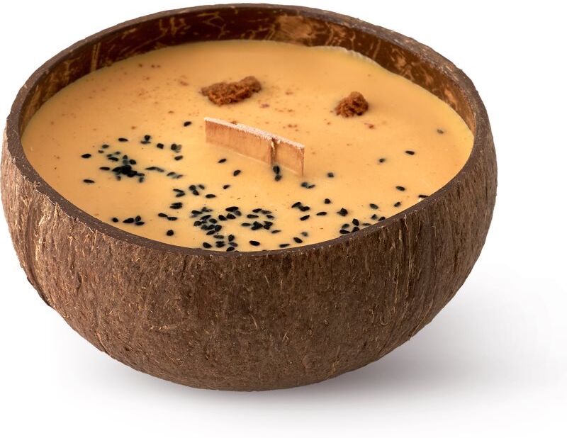 Tropicandle Vanilla & Caramel scented candle with wooden wick 350 ml