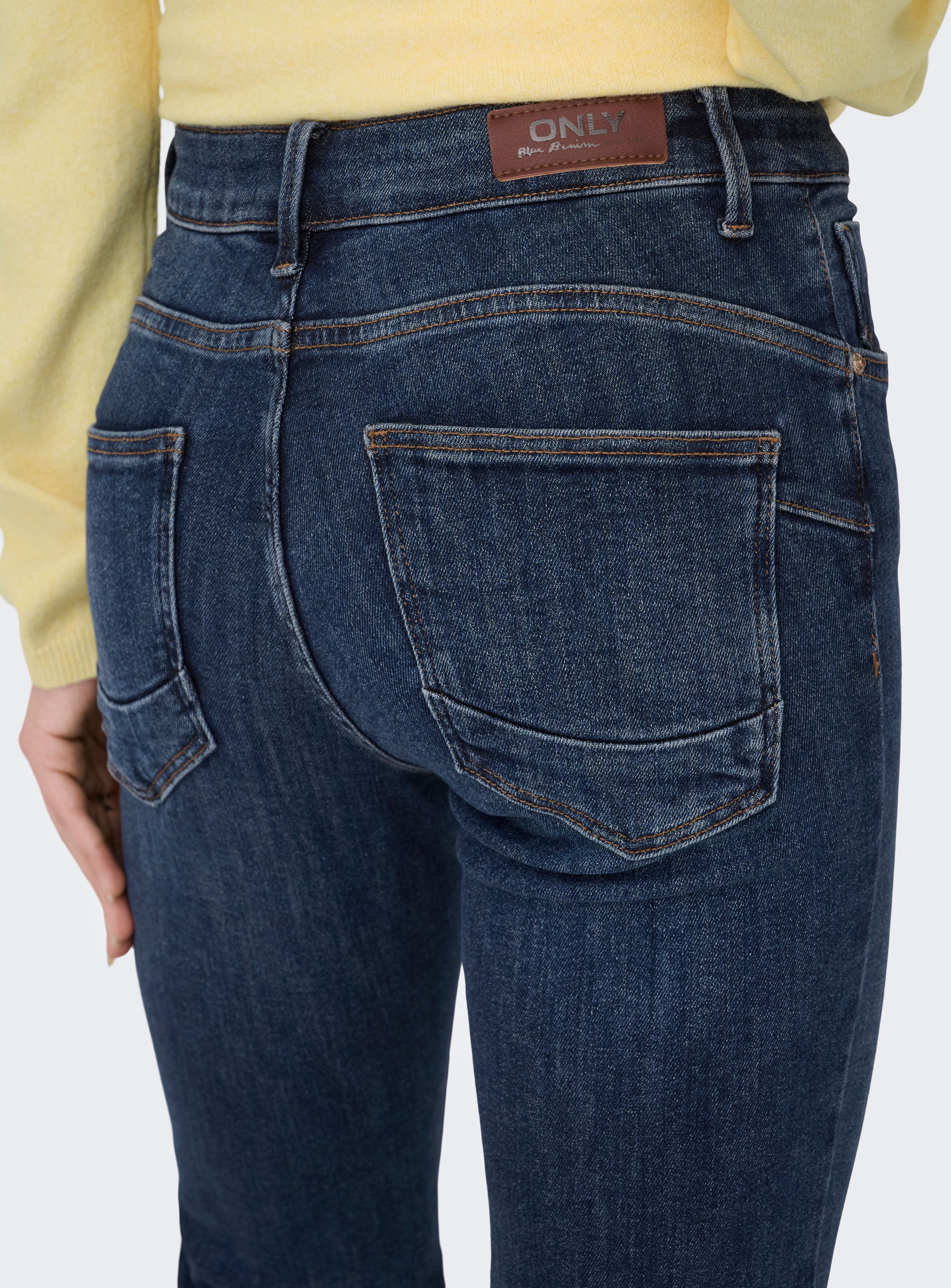 Bootcut-Jeans ONLY "ONLPOWER MID FLARED PUSHUP DNM GEN332", Damen, Gr. XL (42), Länge 32, blau (dunkelblau denim), Denim/Jeans, Obermaterial: 92% Baumwolle, 6% Polyester, 2% Elasthan, unifarben, lang, Jeans Bootcut-Jeans, Baumwollmischung, flared fit, reg