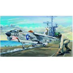 Trumpeter F-8E Crusader