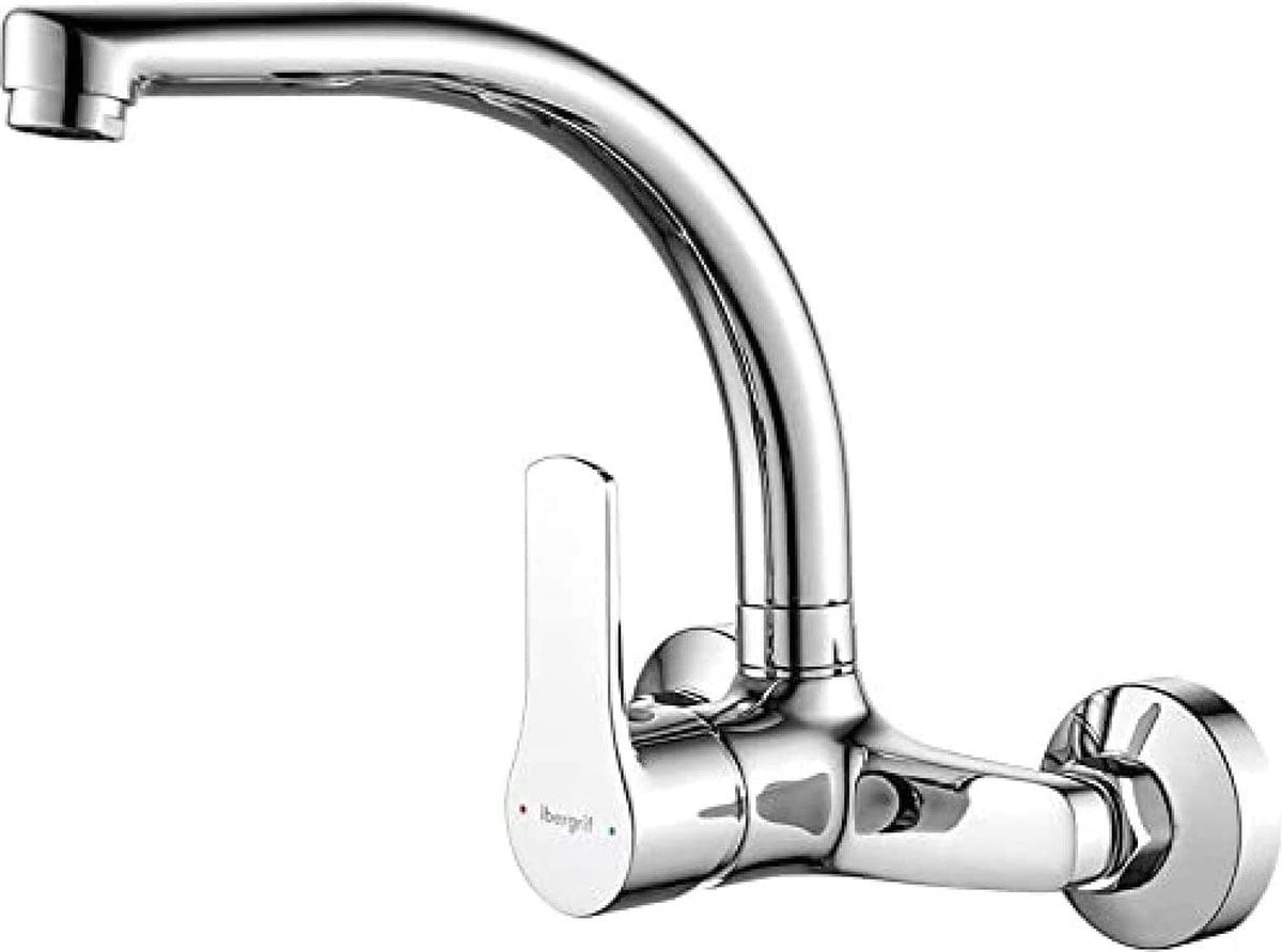 Moderne luxe keukenkraan met hendel en draaibare uitloop, chroom, zilver, messing