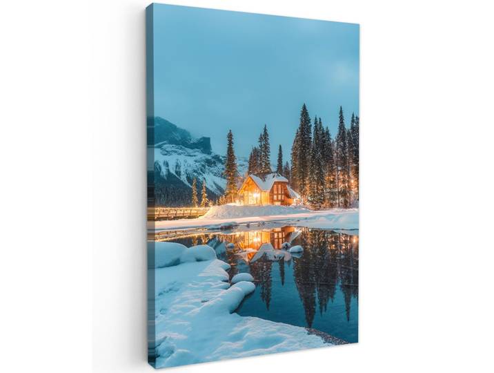 LEINWANDBILD Winterlandschaft - Natur - Haus - Berge - Schnee Wanddeko 40x60 cm
