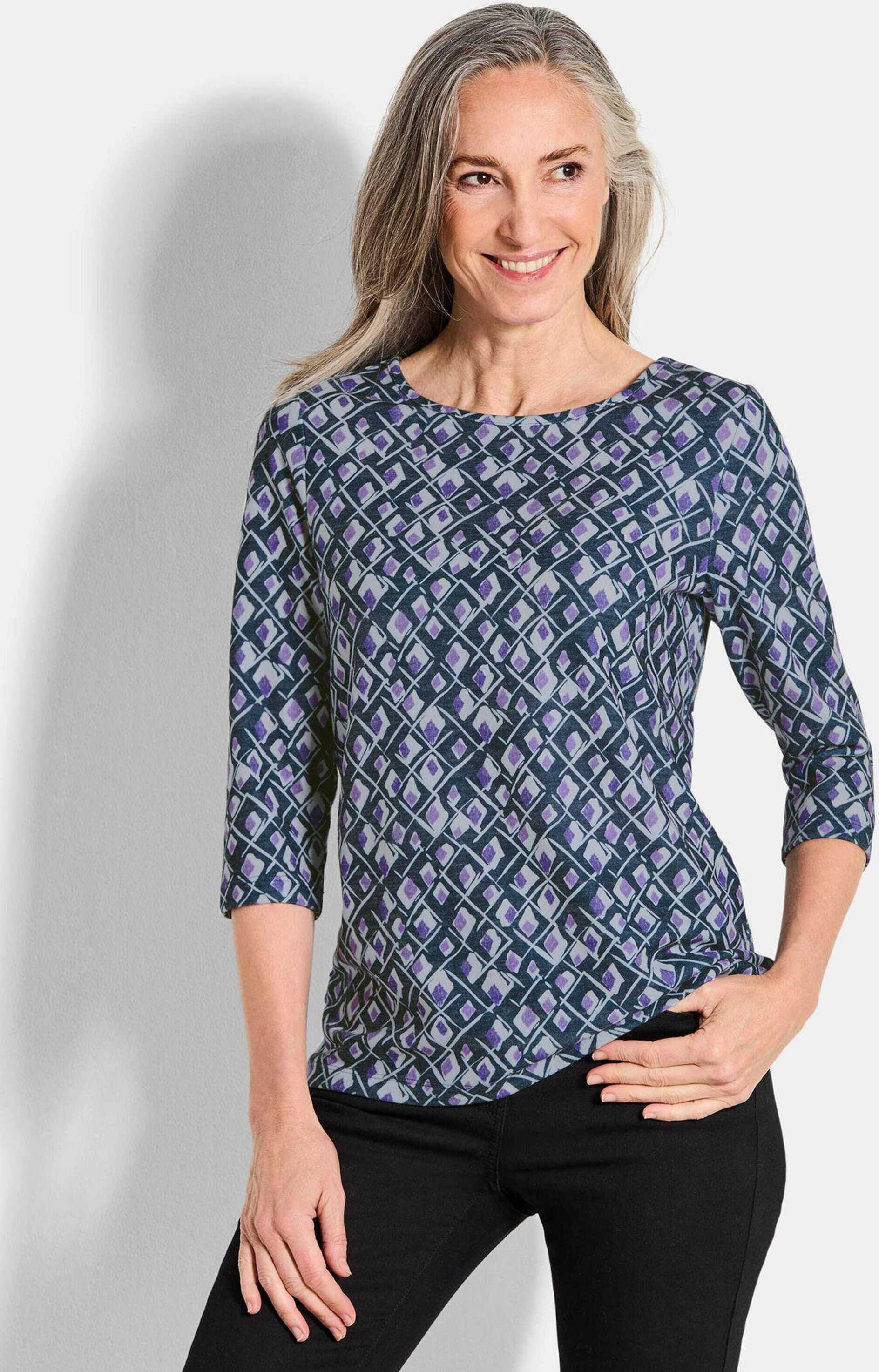 Print-Shirt GOLDNER "Halbarm Viskoseshirt im Allover-Design", Damen, Gr. 38, lila (lila, gemustert), Obermaterial: 80% Polyester PES. 15% Viskose CV. 5% Elasthan EL., U-Boot-Ausschnitt, Shirts Print-Shirt, U-Boot-Ausschnitt