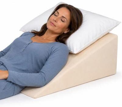 "Wedge Pillow by BrylaneHome in Ecru (Size 12"")"