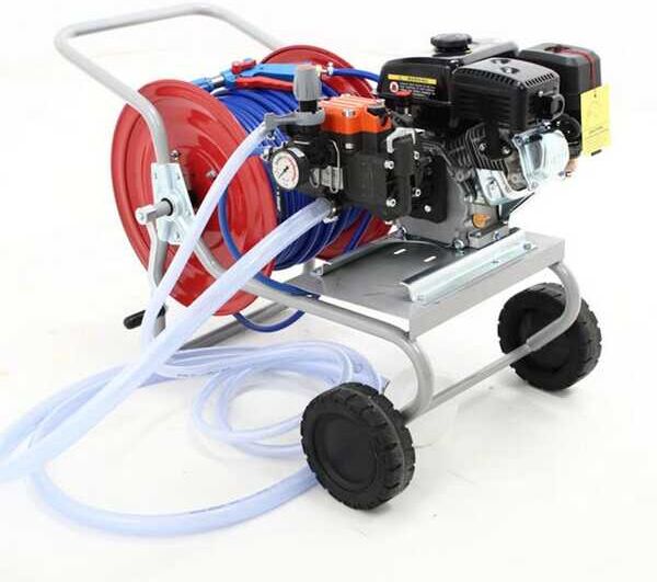 AgriEuro TOP-LINE Kit motopompa irrorazione con carrello - Pompa Comet MP30 motore Loncin G200F