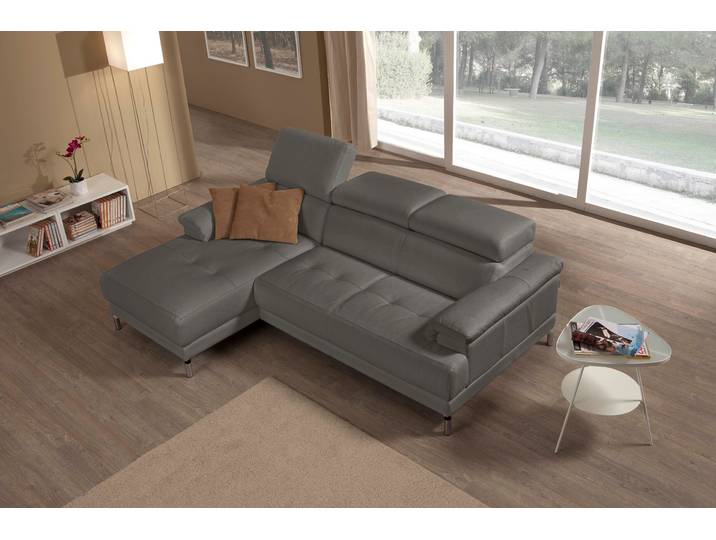 Ecksofa EGOITALIANO Soul, Design und Sitzkomfort auf hohem Niveau, tolle Details, L-Form , grau (graphit), B:250cm H:99cm T:166cm, Leder »BULL« (echtes Rindsleder). Geschliffenes, pigmentiertes und behandeltes Rindsleder mit einer Dicke von 1, 3-1, 5 mm. Dieses Leder zeigt eine ziemlich weiche Hand mit einem halb undurchsichtigen Aussehen. Es handelt sich um ein geschütztes Leder. Eine leichte Deckschicht schützt sie vor Flecken, ohne ihre ursprünglichen Eigenschaften zu verändern. Die geschützten Leder kombinieren die Vorteile von Natürlichkeit und Weichheit mit einer guten Beständigkeit gegen Verschleiß und Ausbleichen. Das Vorhandensein der charakteristischen Zeichen, die das Leben des Tieres bestimmen, wie Narben, Körnungsunterschiede, Falten, Adern, Disharmonien in Farbtönen, beweisen ihre absolute Echtheit und großen Wert., Sofas, Ecksofa, mit Recamiere, inkl. Kopfteilverstellung