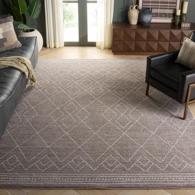 SAFAVIEH Jade Salama Boho Moroccan Geometric Rug
