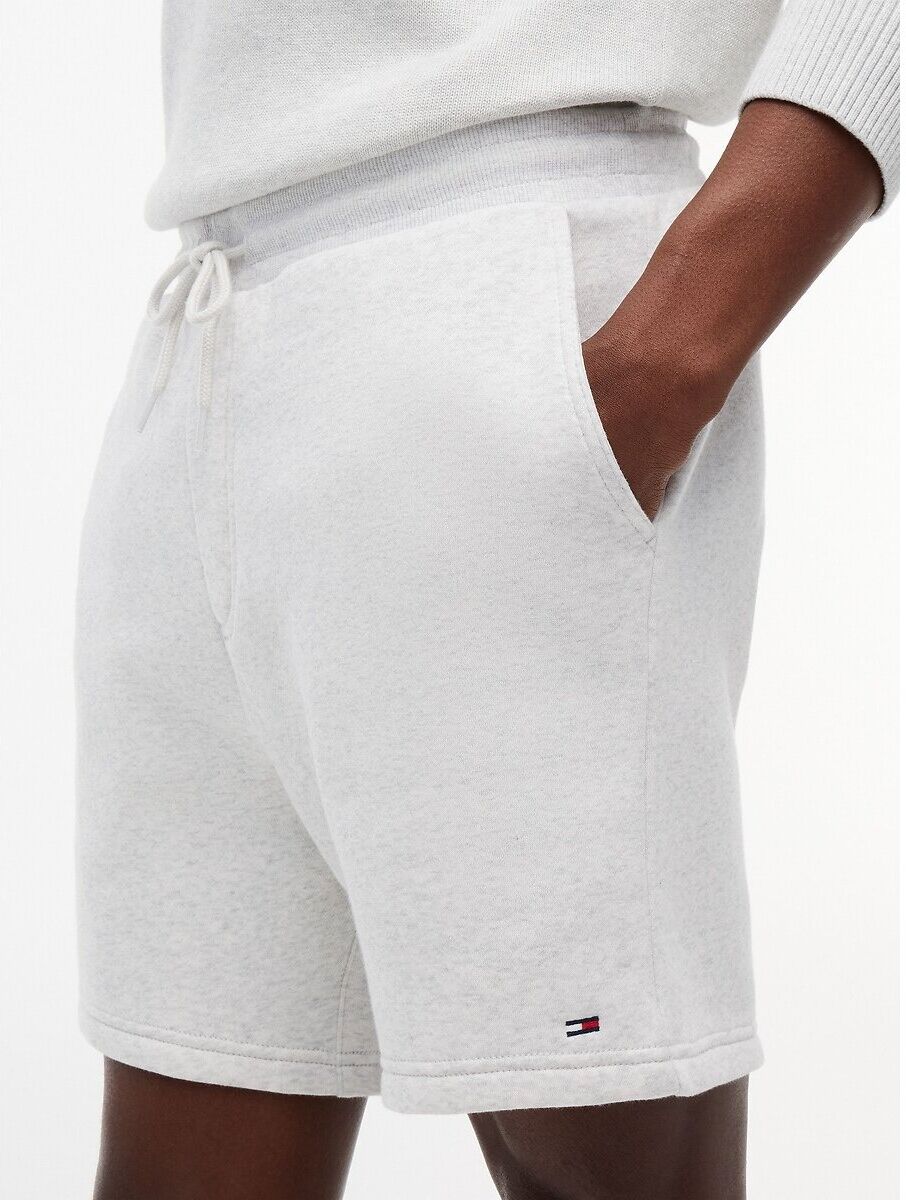 TOMMY JEANS Short coupe standard à écusson drapeau