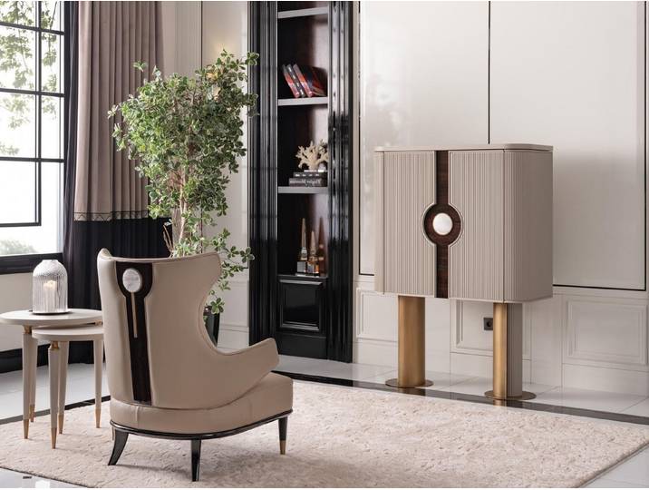 Xlmoebel Polstergarnitur Beige Ohrensessel mit modernem Barschrank für elegantes Wohnen, (Sessel + Barschrank, 2-tlg., Set Sessel + Barschrank), Hergestellt in Europa