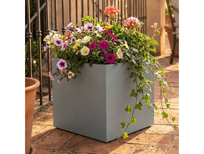 Pflanzkasten 25L aus Kunststoff, 38cm, beton-grau