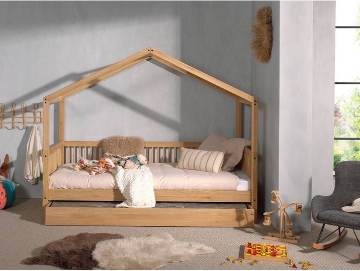 Hausbett VIPACK, braun (eiche natur geölt, eiche natur geölt, eiche natur geölt), B:97,5cm H:170cm L:207,5cm, Betten, Hausbett, aus massiver Eiche geölt, LF 90x200 cm, wahlweise mit Bettschublade