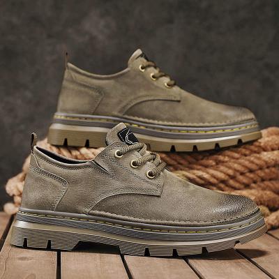 LightInthebox Men's Casual Shoes with Cushioned Footbed and Comfortable Fit - Perfect for Everyday Wear and Outdoor Excursions