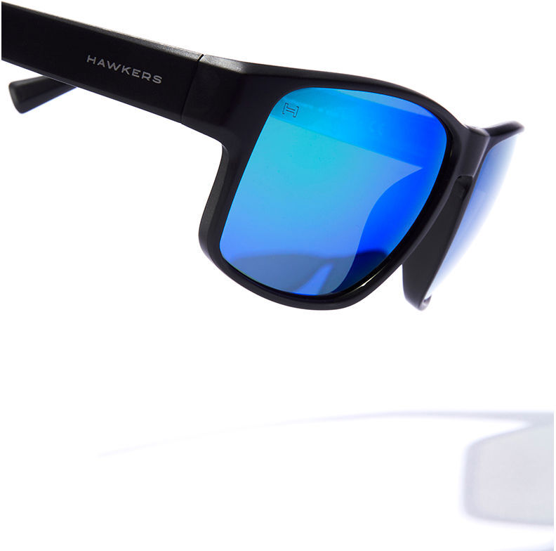 Hawkers Faster Raw polarized #black emerald