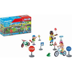 playmobil Spielset CITY LIFE 71332, ab 4 Jahre, Fahrradparcours, 34 Teile