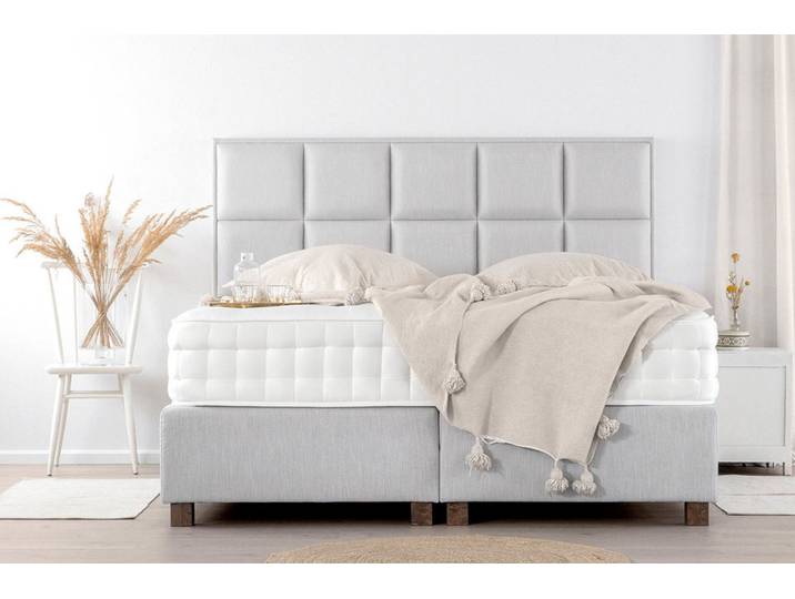 Boxspringbett CAMBRIDGE 200x200 cm - verschiedene Farben und Bezüge verfügbar - mit Matratze - mit zehn gepolsterten Waben am Kopfteil