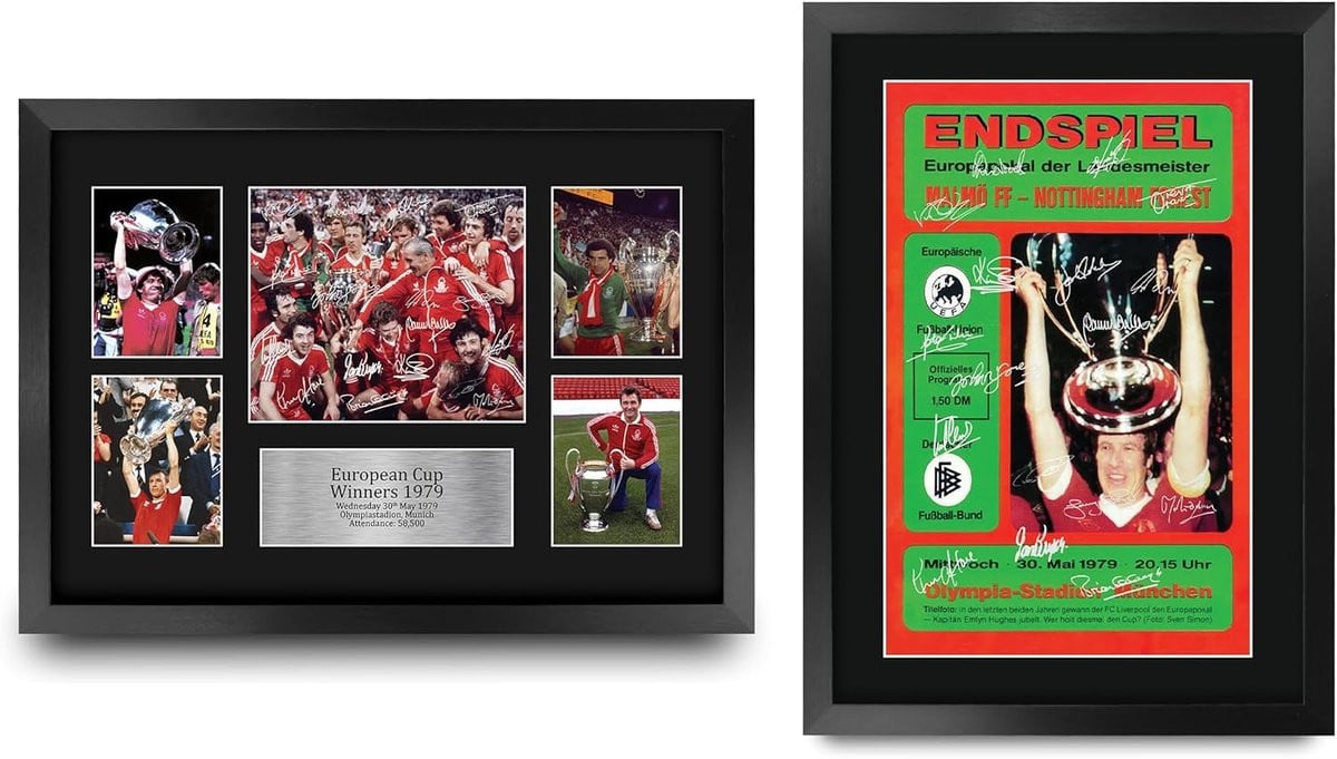 Ingelijste A3 Voetbalposter Notts Forest 1979 Programma met Gedrukte Handtekening
