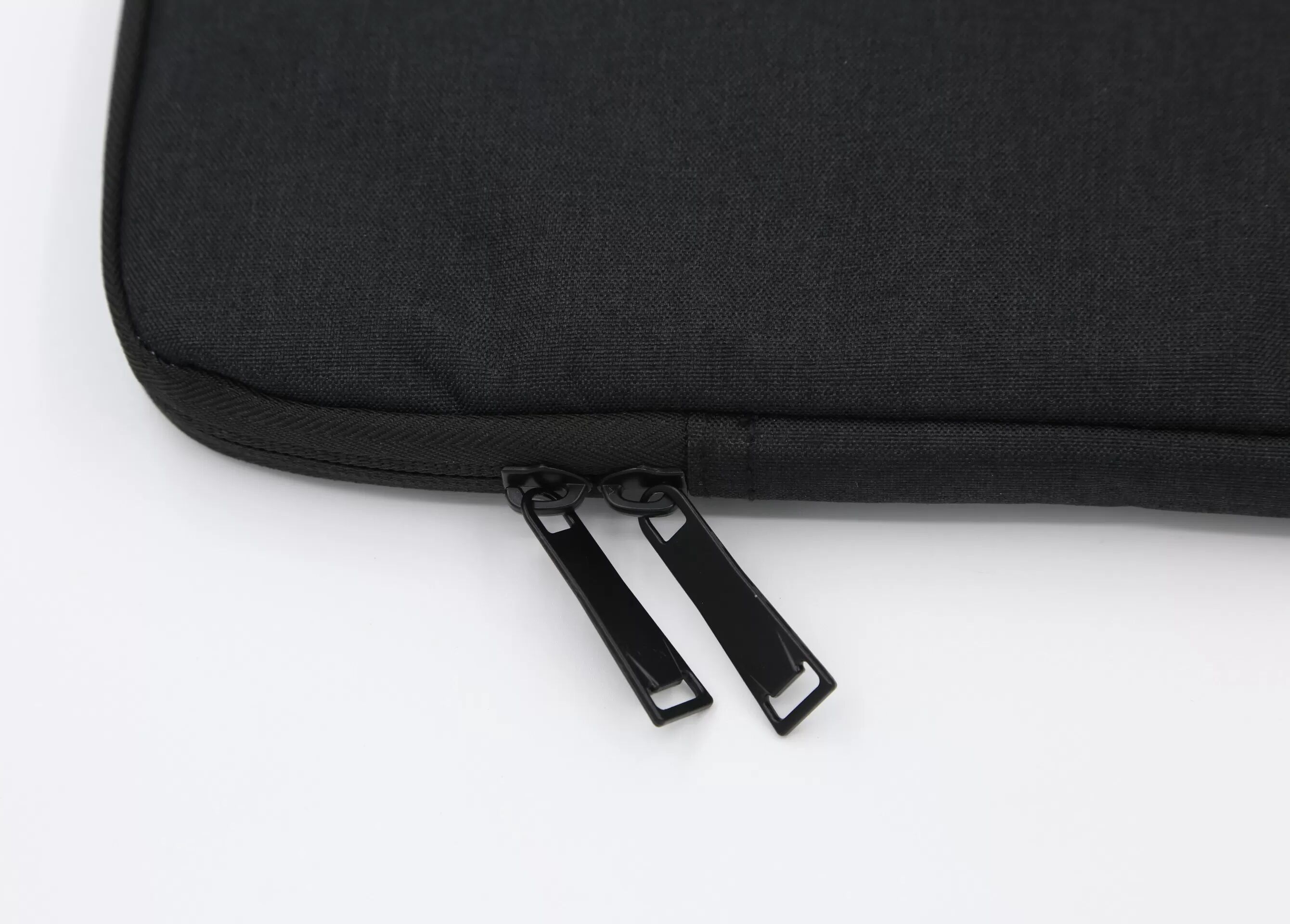INF Laptophülle / Laptop-Tasche stoßfest (15,6 ") Schwarz