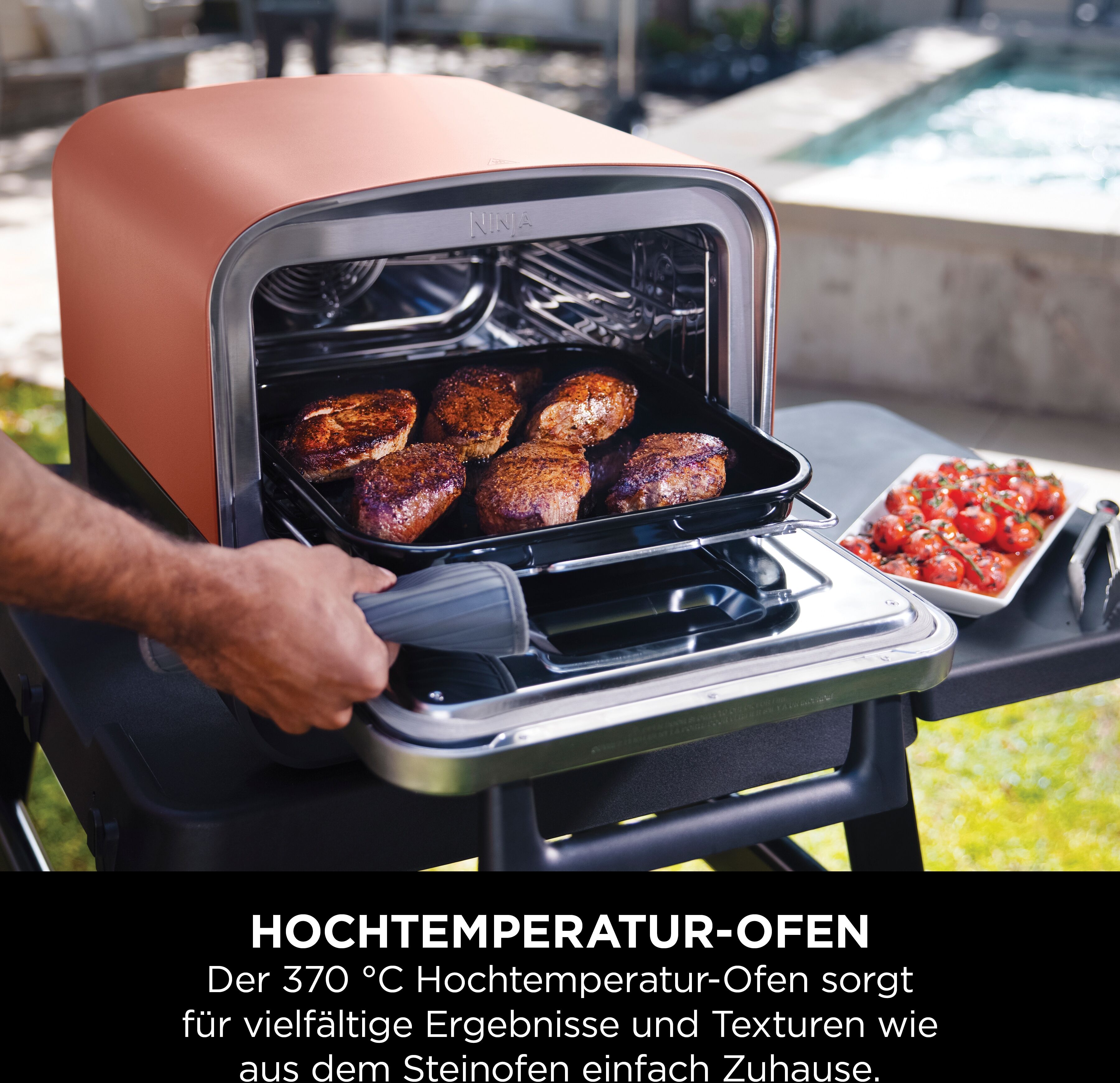 NINJA Multiofen "OO101EU, Elektrischer Outdoor Pizzaofen und Smoker, 8-in-1: Pizza", schwarz, B:45cm H:38cm T:54cm, Minibacköfen, Schmoren, Max Roast, Grillen, Backen/Rösten, Smoken, Dörren&Warmhalten