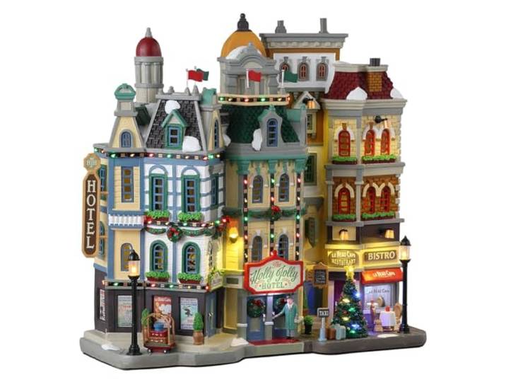 LEMAX LED verlicht gebouw The Holly Jolly Hotel in hars H28,5 x 28,5 x 10 cm