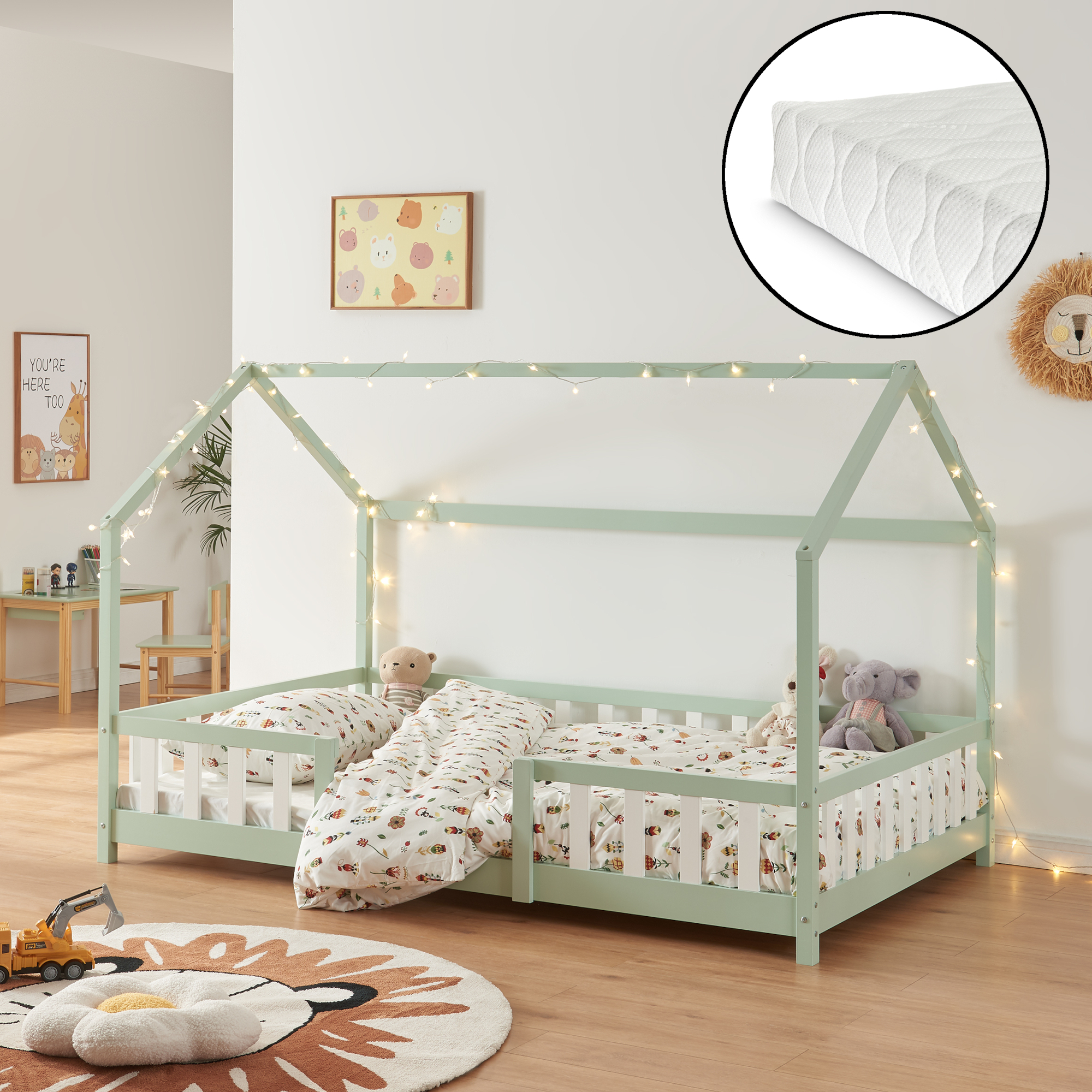 Kinderbett 'Sisimiut' Montessori in Haus-Optik mit Matratze und Rausfallschutz Kiefernholz 120x200 cm Mintgrün/Weiß