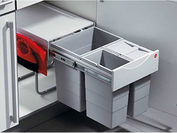 Hailo Abfallsammler 3642231 Raumspar Tandem Comfort 3fach Abfalltrennsystem inclusive Kehrset ab 40cm Unterschrankbreite Hellgrau