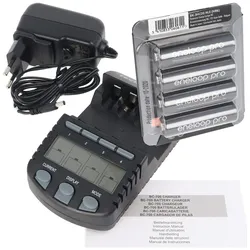 4x Panasonic eneloop Pro (ehem. Sanyo eneloop Pro) HR-3UWX 2500mA 1,2V NiMh AA Mignon Akkus inkl. Schnelladegerät LCD-Display