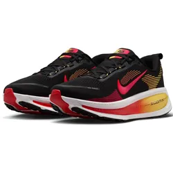 NIKE Vomero 18 Laufschuhe Herren 016 - black/bright crimson-lt crimson 45
