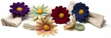 The Curated Nomad Thrift Handmade Felt Daisy Napkin Rings (Set of 6)