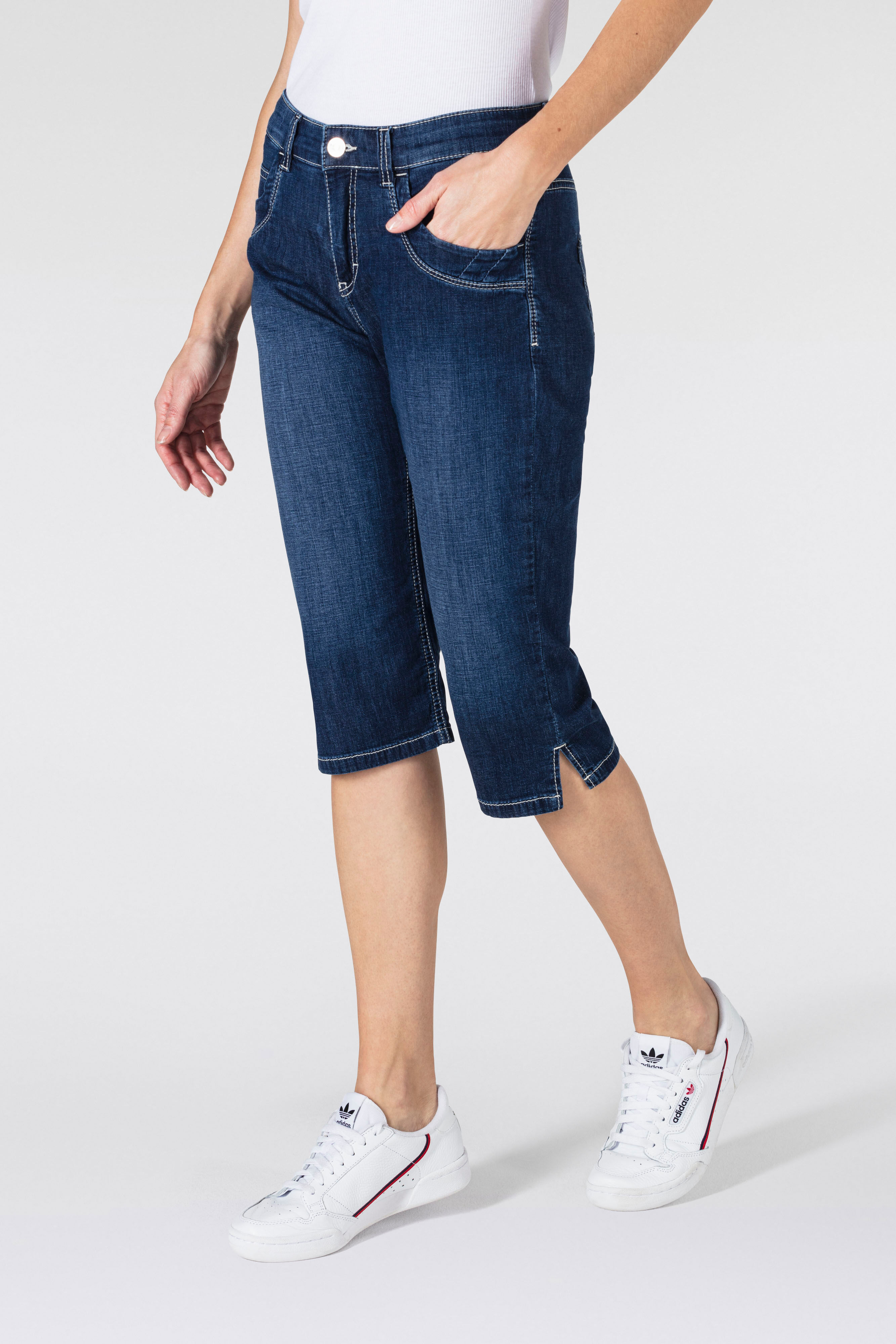 Caprijeans MAC "CAPRI", Damen, Gr. 42, Länge 19, blau (dunkelblau used), Denim/Jeans, Obermaterial: 98% Baumwolle, 2% Elasthan, Abriebeffekte, figurbetont kniebedeckend, Jeans Caprijeans, Eingelegte Zierfalten am Saum dunkelblau used 42, Länge 19