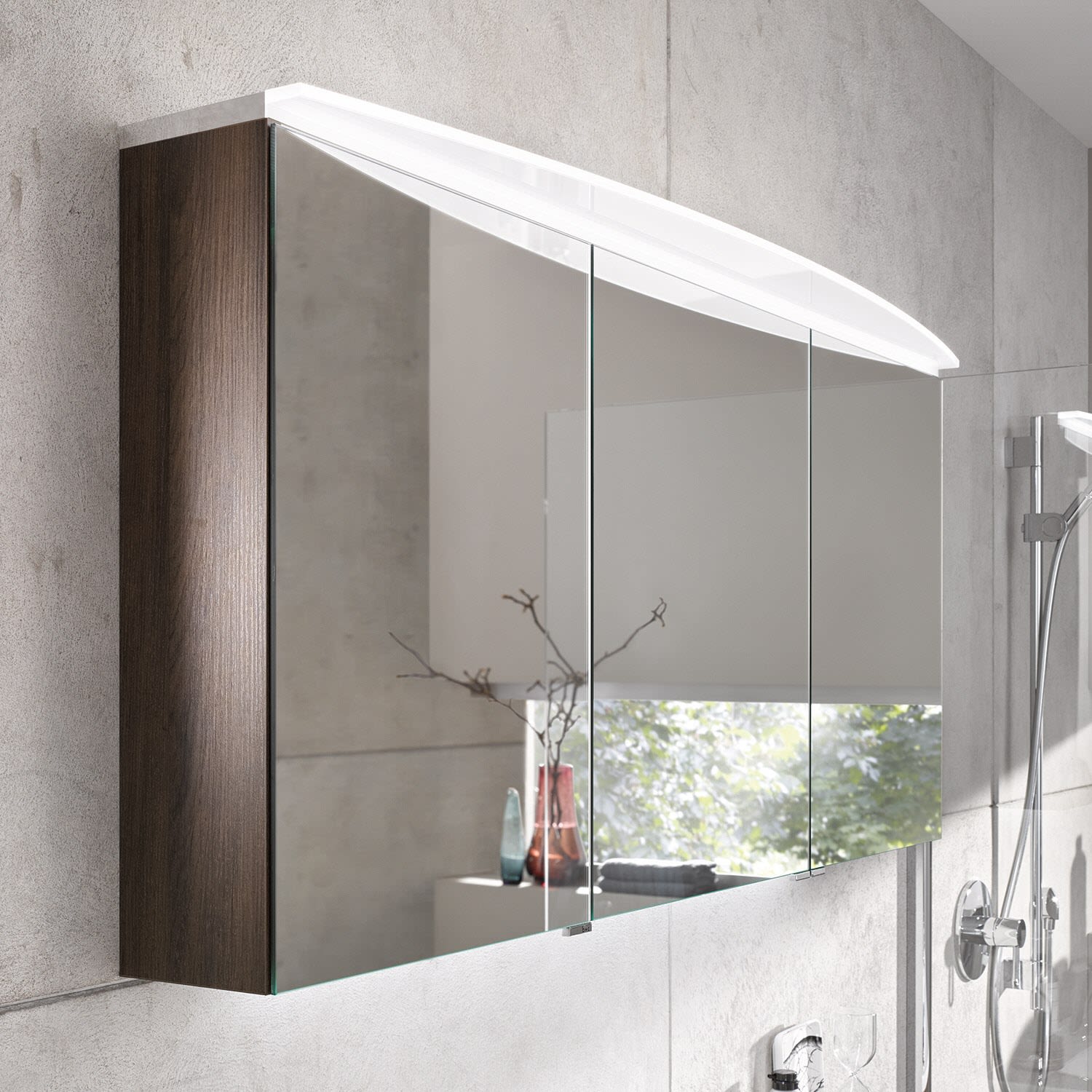Puris b • bright Spiegelschrank 100 cm mit 3 Türen und 2 LED-Flächenleuchten