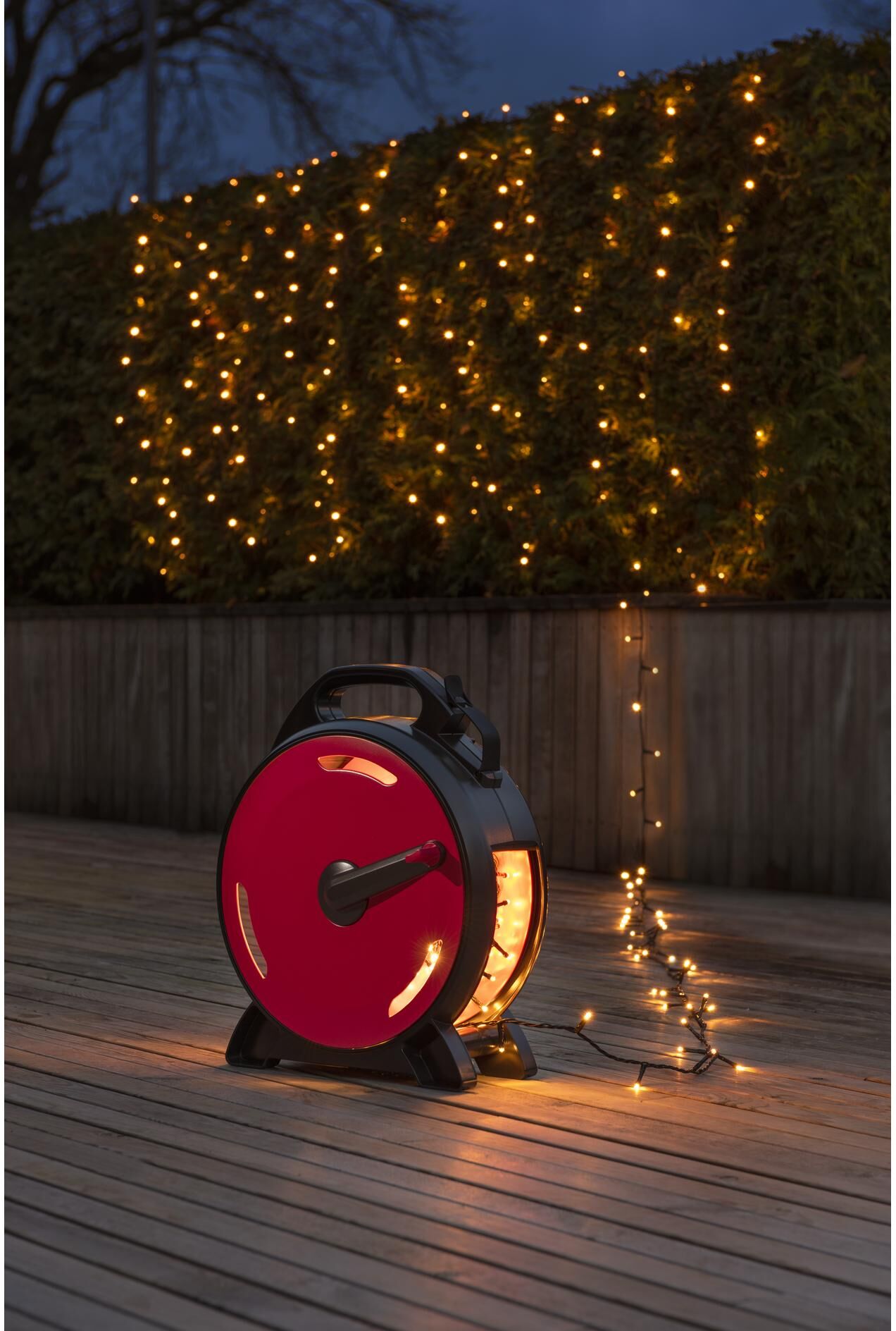 KONSTSMIDE LED-Lichterkette "1000 LED 69.9 m Outdoor", schwarz (rot, schwarz), Flammen 1.000 Stk., Kabellänge 10m x Gesamtlänge 79,9m, Lichterketten, LED-Lichterkette rot, schwarz Flammen 1.000 Stk., Kabellänge 10m x Gesamtlänge 79,9m