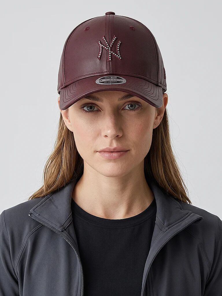 NEW ERA Damen Kappe MLB Diamante PU New York Yankees 9FORTY M-Crown dunkelrot B
