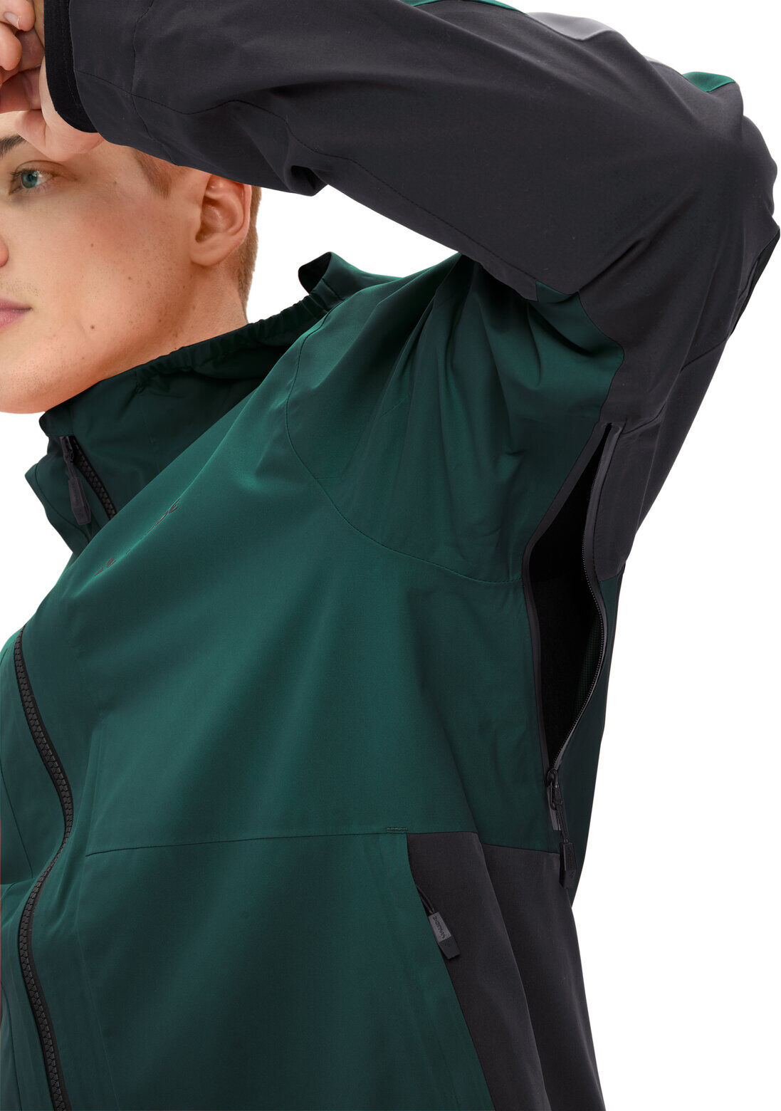 Fahrradjacke VAUDE "MEN'S MOAB PRO RAIN JACKET", Herren, Gr. S, grün (deep pond), Obermaterial: 100% Polyester, Jacken Fahrradjacke, mit Unterarm-Belüftung, winddicht, atmungsaktiv, wasserdicht deep pond S