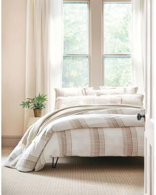 Annie Selke Dash & Albert Conall Hand Micro Hooked Wool Rug
