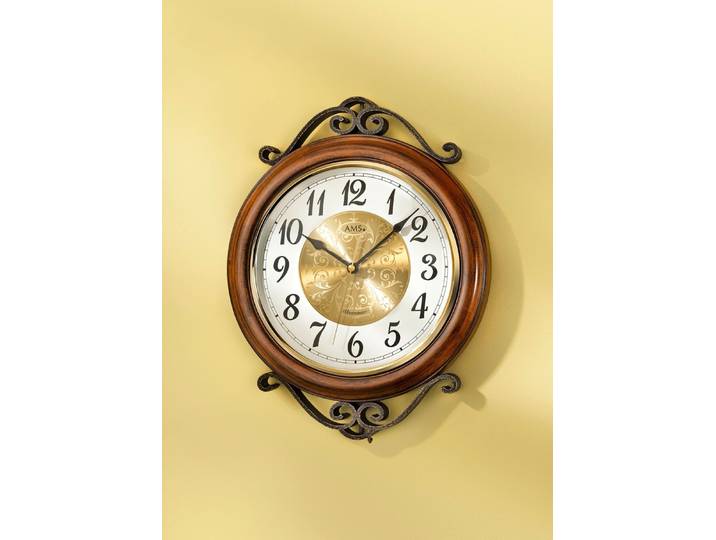 Wanduhr im Nostalgie-Design, Braun