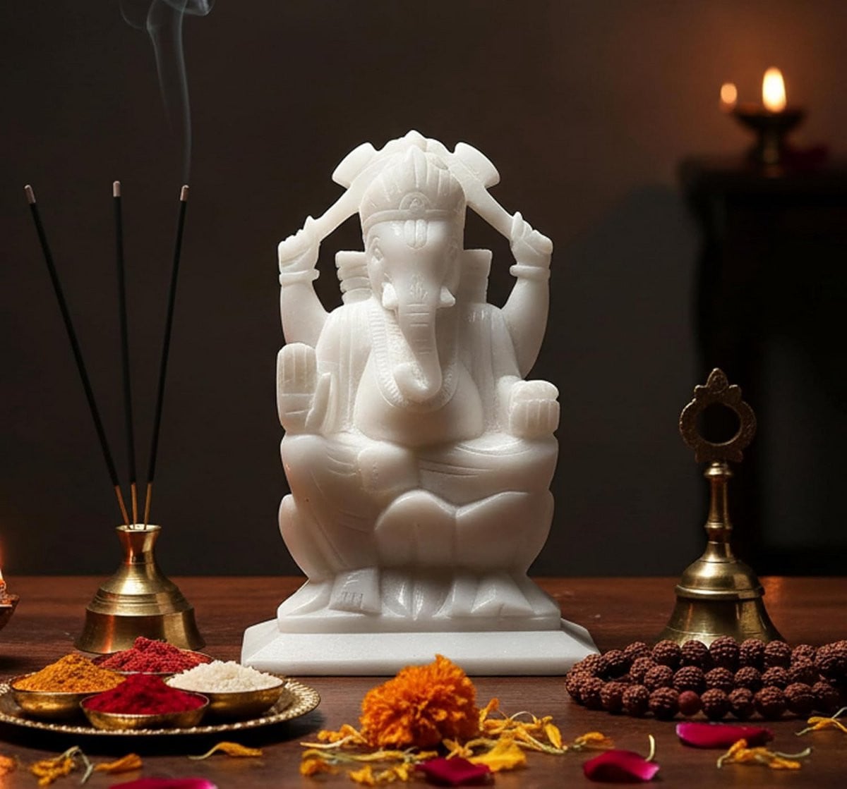Witte Marmeren Ganesha Beeld voor Thuisaltaar, Hoogte: 15 cm