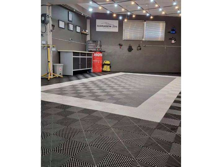 2026 Prix de gros usine Dalles de sol modulaires emboîtables en plastique PP robustes pour garage automobile et lavage de voitures